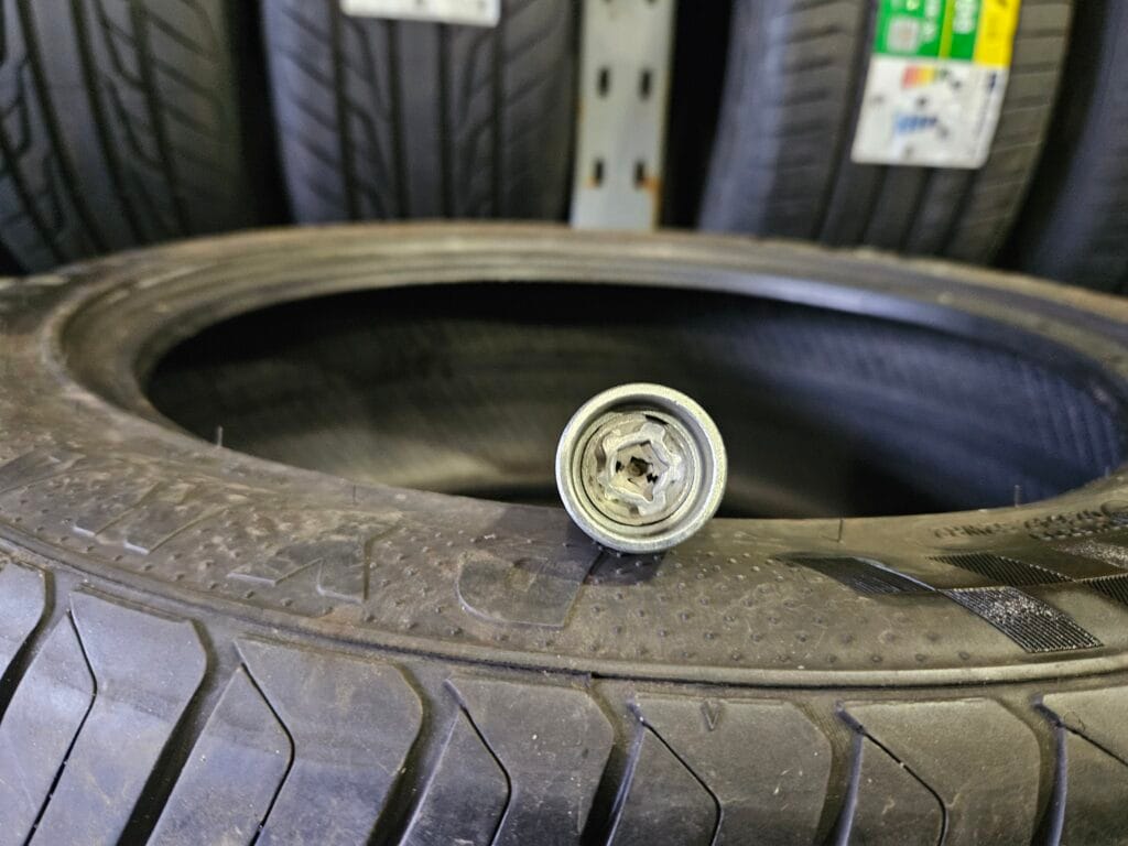 Locking Wheel Nut Locking Wheel NUT